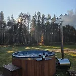 W Kokoszce Z Sauna I Jacuzzi 別荘 スヲーネガシエ